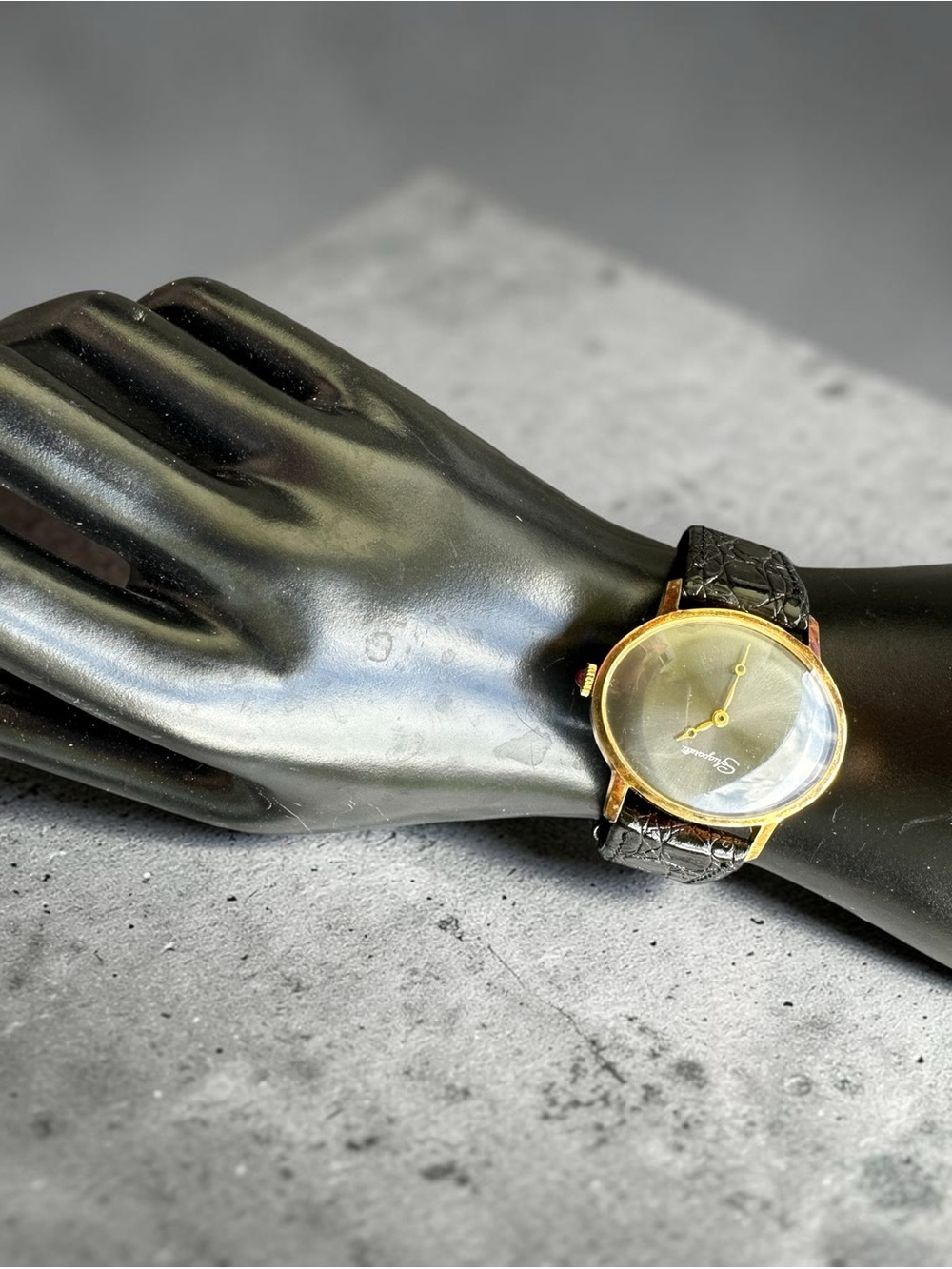 Vintage Schiaparelli Mechanical Watch Black Dial Cabochon Crown - Working - Picture 3 of 12